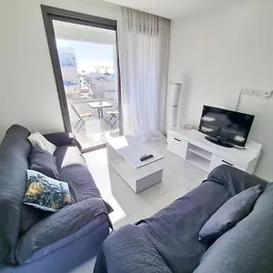 https://sea-la-vie-seaview-apartment.protaras-cy-hotels.com